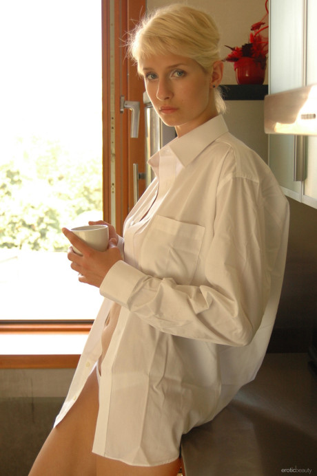 Erotic beauty Zara