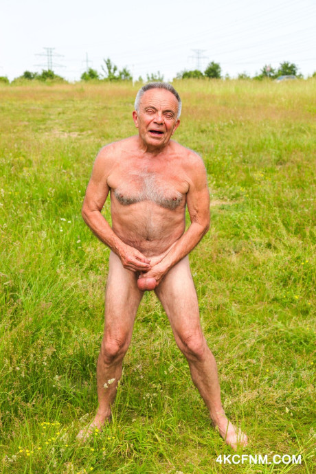 Slutty Gunther Official Anastacia