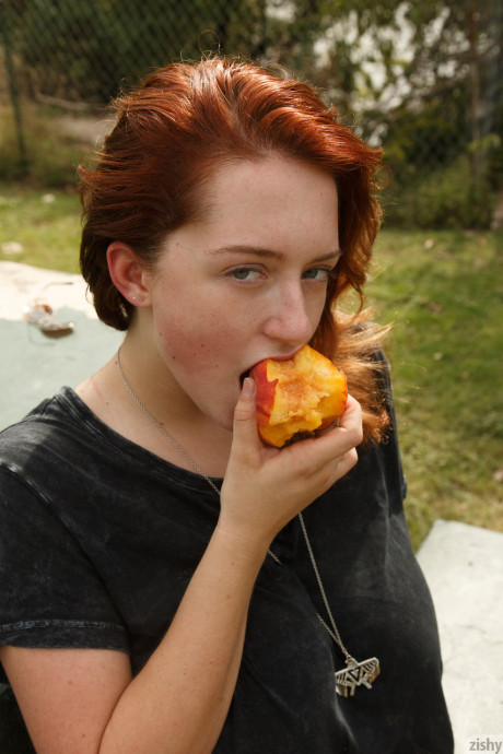 Zishy Kelsey Berneray