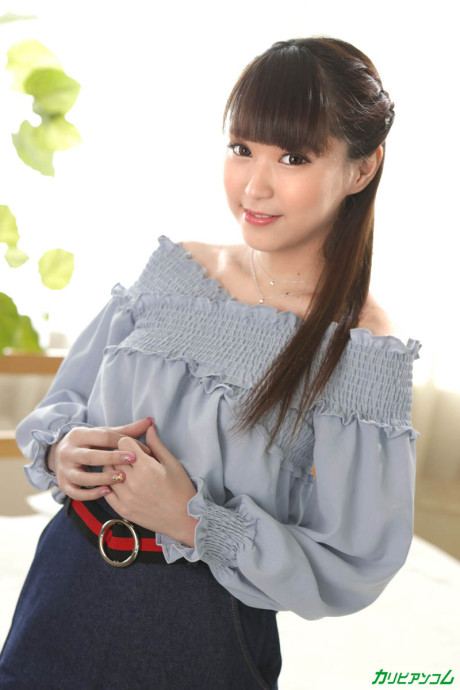 Slender oriental beauty Haru Aizawa gets her virgin vagina sexed hard & creampied