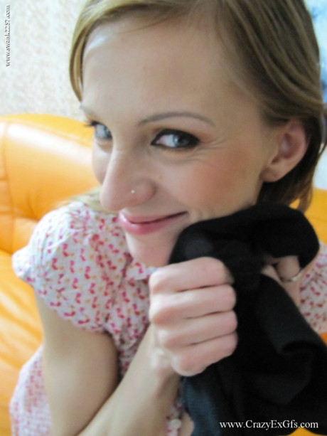 Amateur bitch chick Olga Barz takes selfies while she drives fingers up her vagina