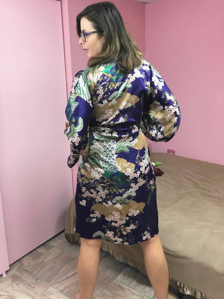 Slut chick Pass Helena Price