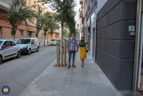 Colombian MILF with gigantic melons Alexa Blun kissing a random dude on the street