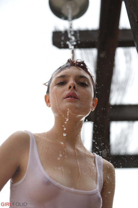 After an exhilerating jog on te beach there's nothing like a cold shower But