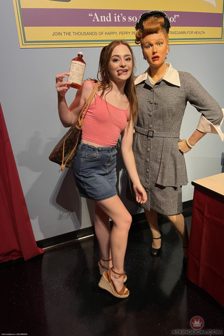 Skinny teen Reese Robbins gets on all fours & shows her pussy up close