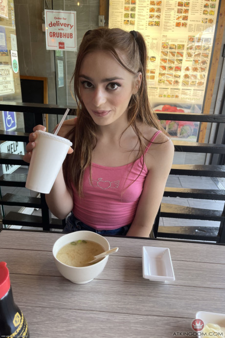 Skinny teen Reese Robbins gets on all fours & shows her pussy up close