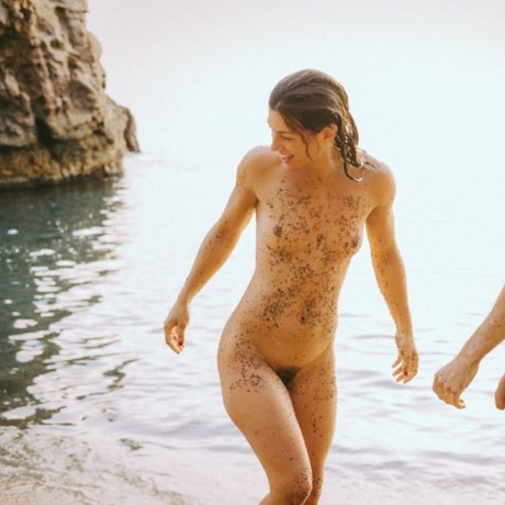 Hot Spanish babe Julia Roca gets her vagina filled on the sand beach