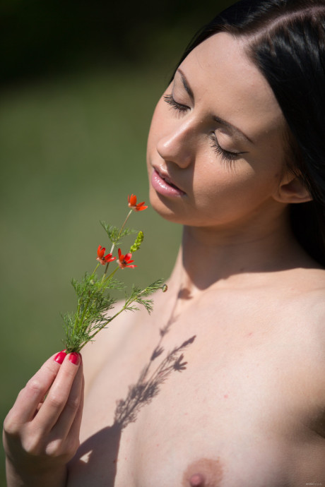 Erotic sweety starring Veronica Snezna Hot Porn